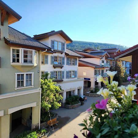 Sun Peaks Lodge Exterior foto